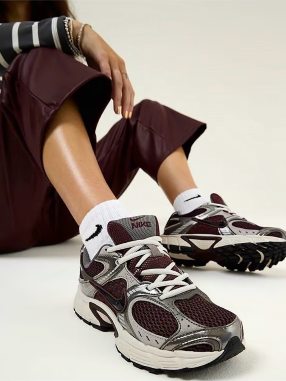 Nike Women’s V5 RNR Sneaker